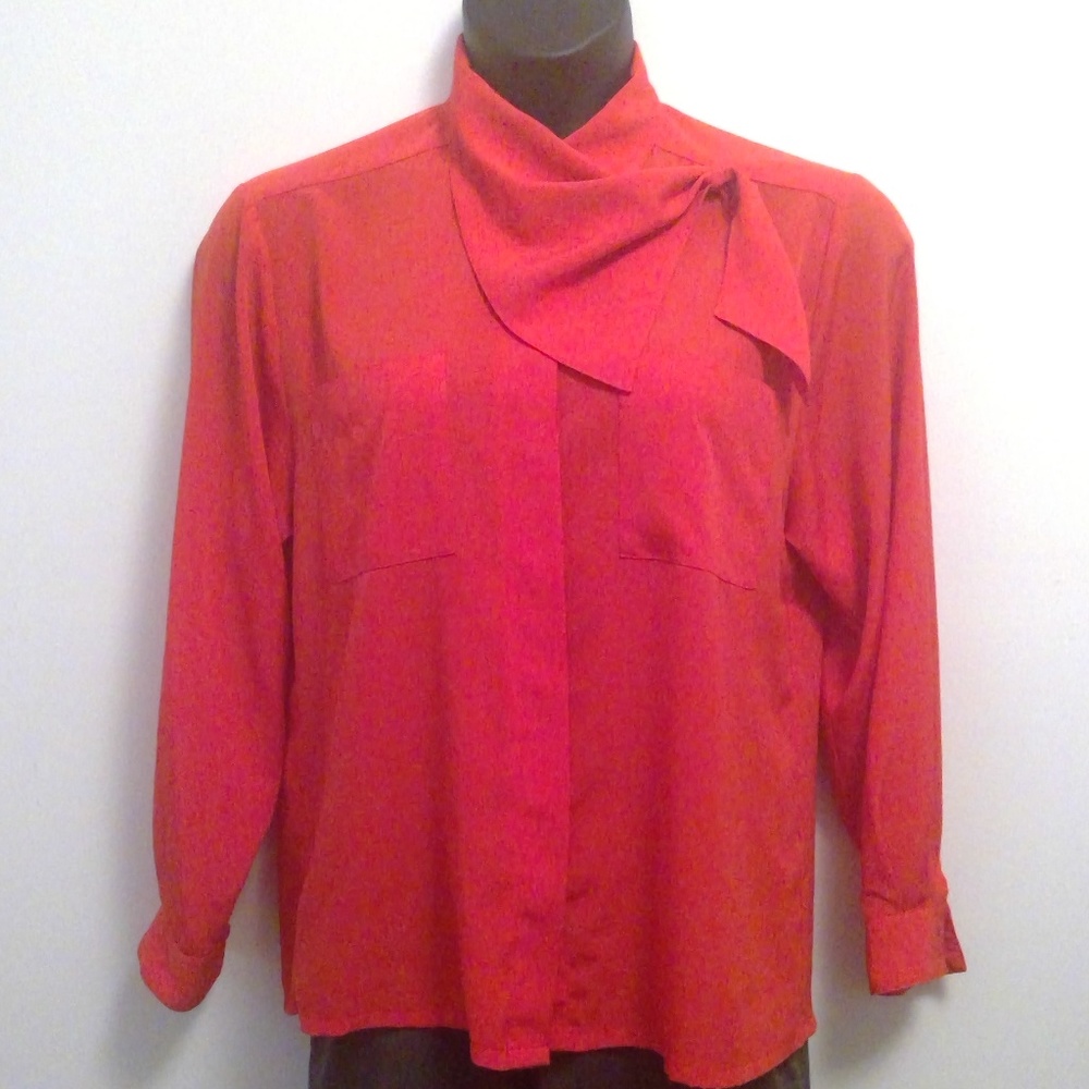 Carry Back Blouse